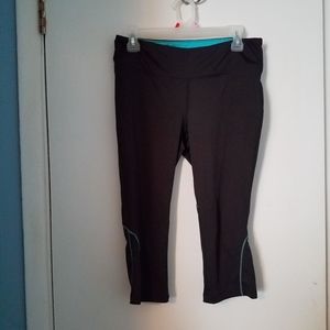 New balance cropped leggings